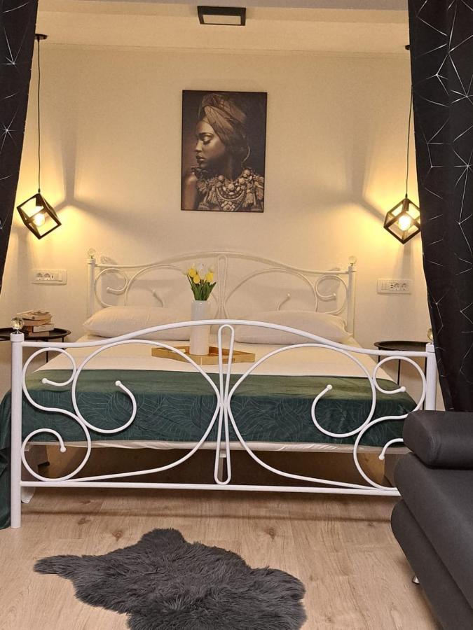 Studio Apartman Maris Lägenhet Zadar Exteriör bild