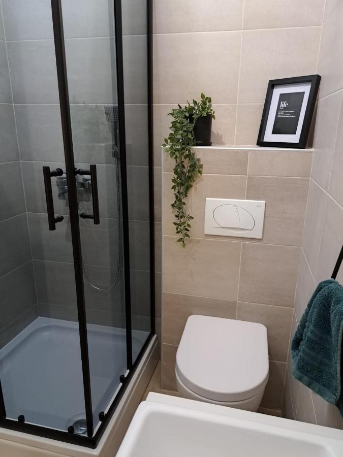Studio Apartman Maris Lägenhet Zadar Exteriör bild